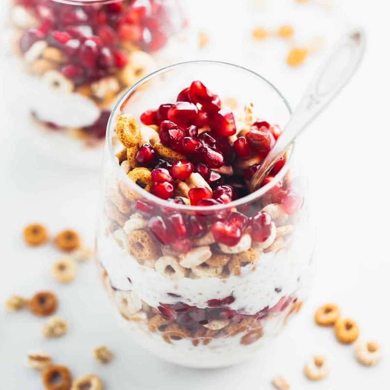 5-Minute Honey Yogurt Quinoa Parfait